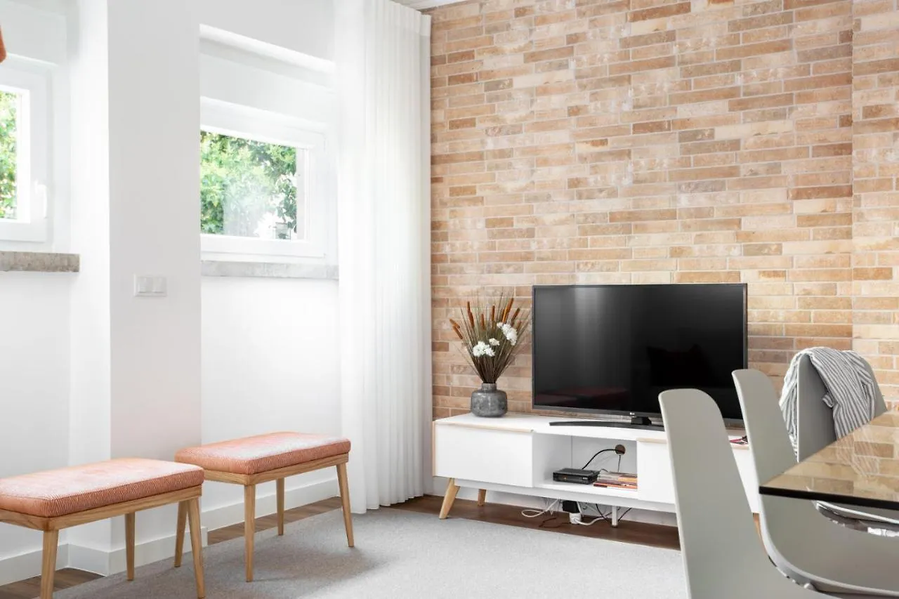 Joivy Bright And Beautiful 4Br Apt 5 Mins To Rato Subway Lisboa 0*,  Portugal