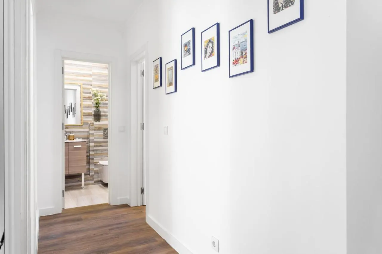 Appartement Joivy Bright And Beautiful 4Br Apt 5 Mins To Rato Subway Lisboa Portugal