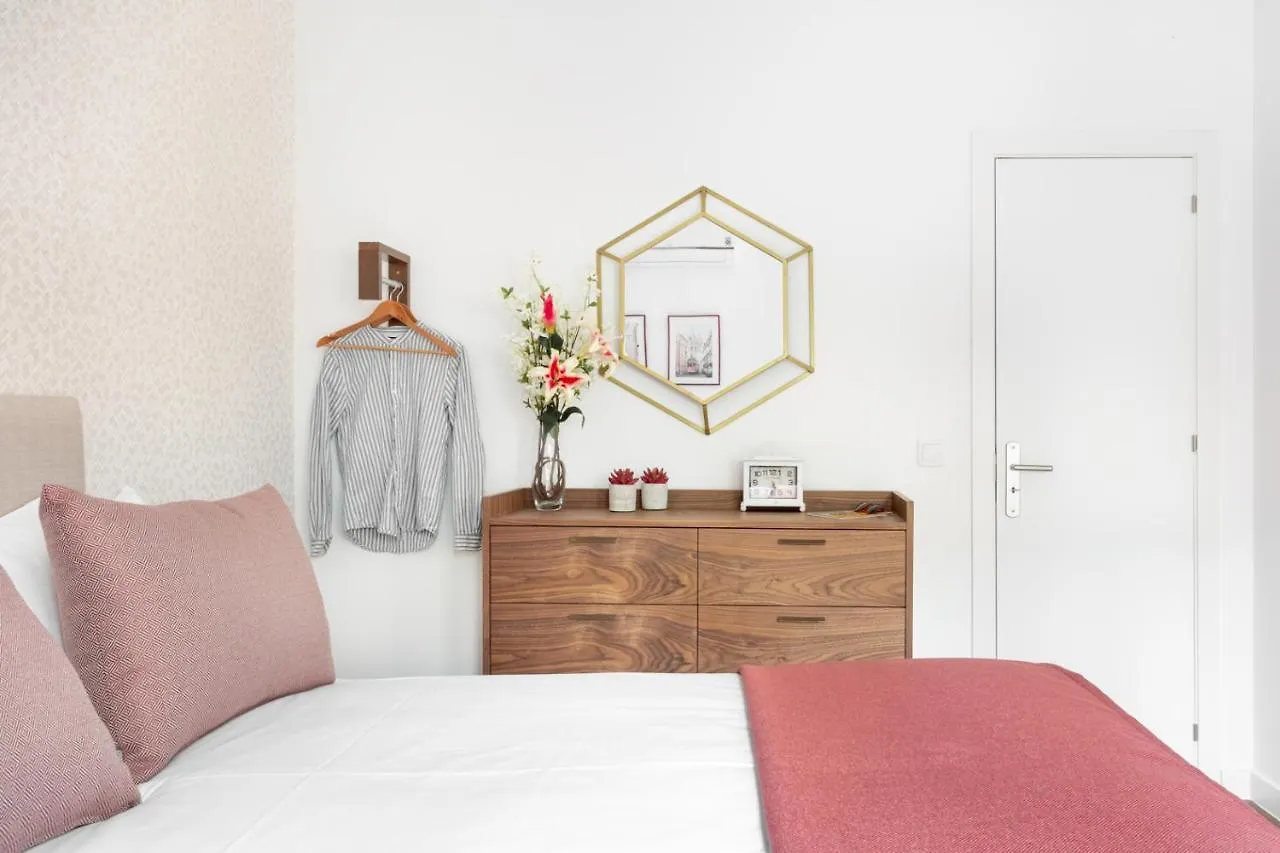 Joivy Bright And Beautiful 4Br Apt 5 Mins To Rato Subway Lisboa