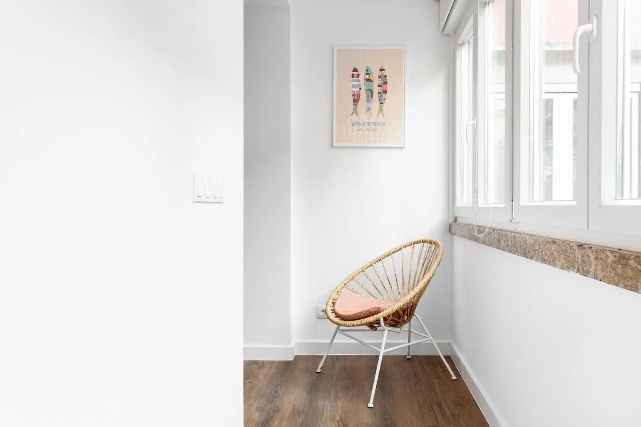 Joivy Bright And Beautiful 4Br Apt 5 Mins To Rato Subway Lisboa