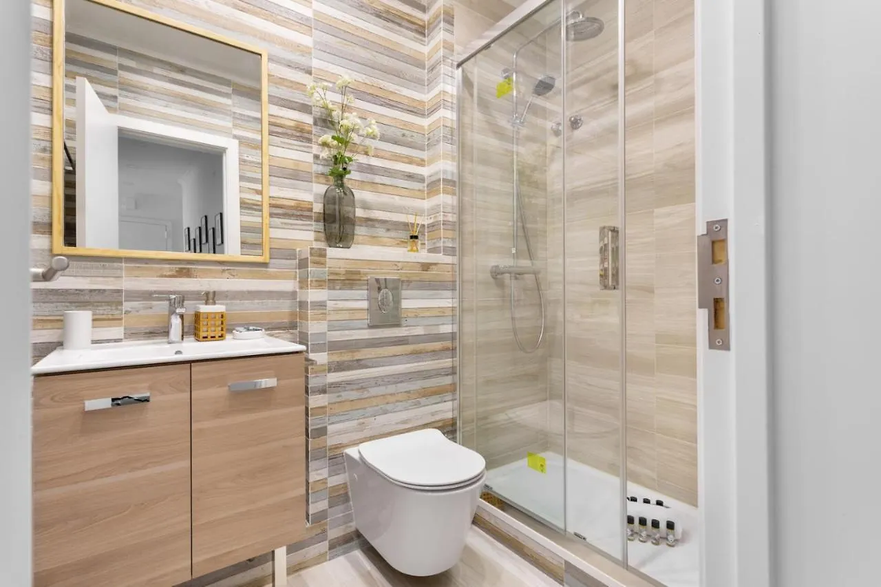 شقة Joivy Bright And Beautiful 4Br Apt 5 Mins To Rato Subway Lisboa